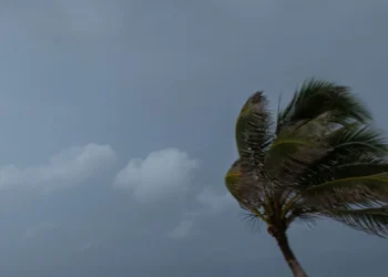 tempestade forte, precipitação intensa, precipitação forte