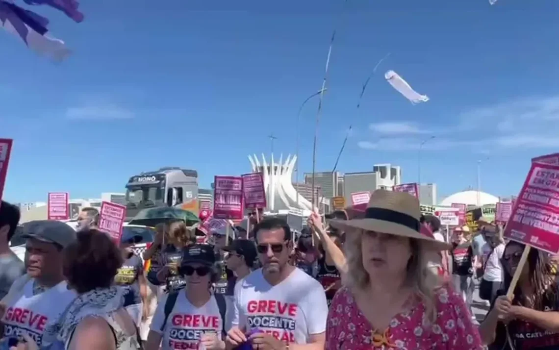 paralisação, protesto, interrupção