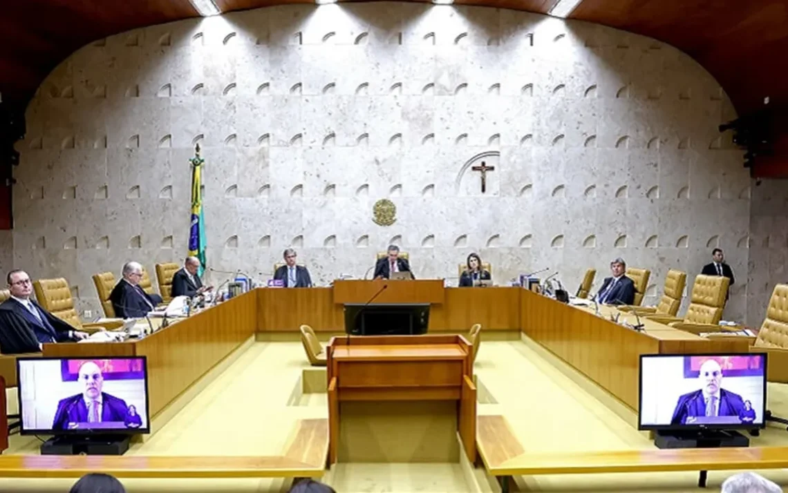 Tribunal Supremo Federal, adiamento, análise, contribuições