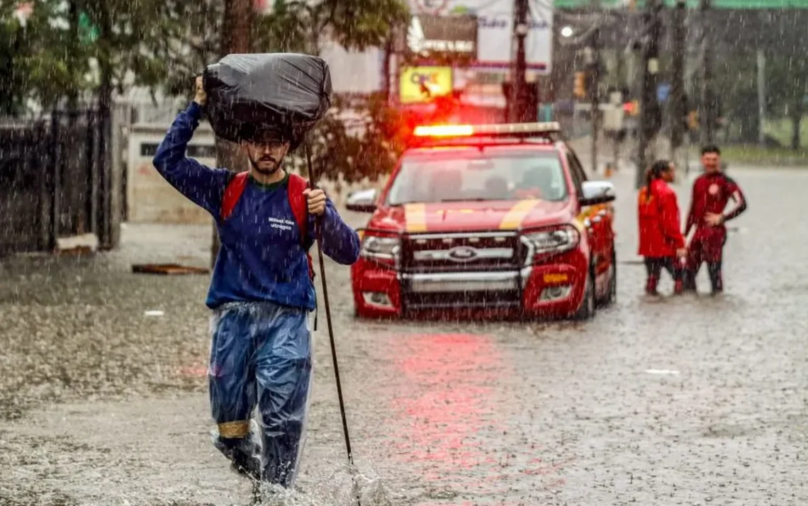 precipitações, tempestades, aguaceiros;