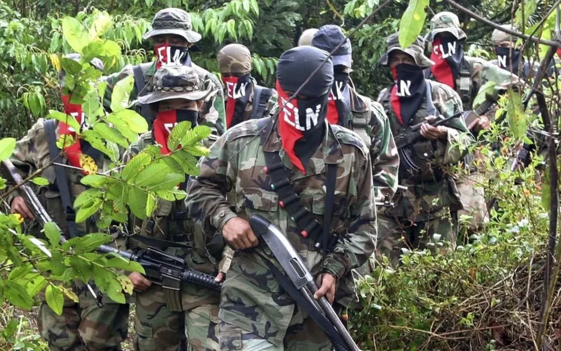 guerrilha, rebelde, colombiana;