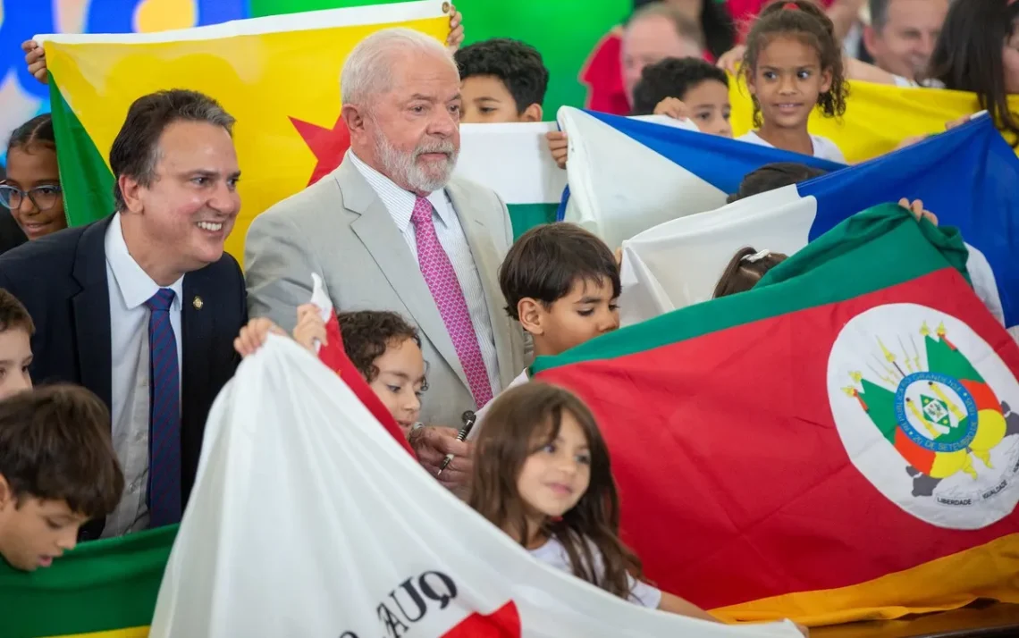 Educação, ensino público;