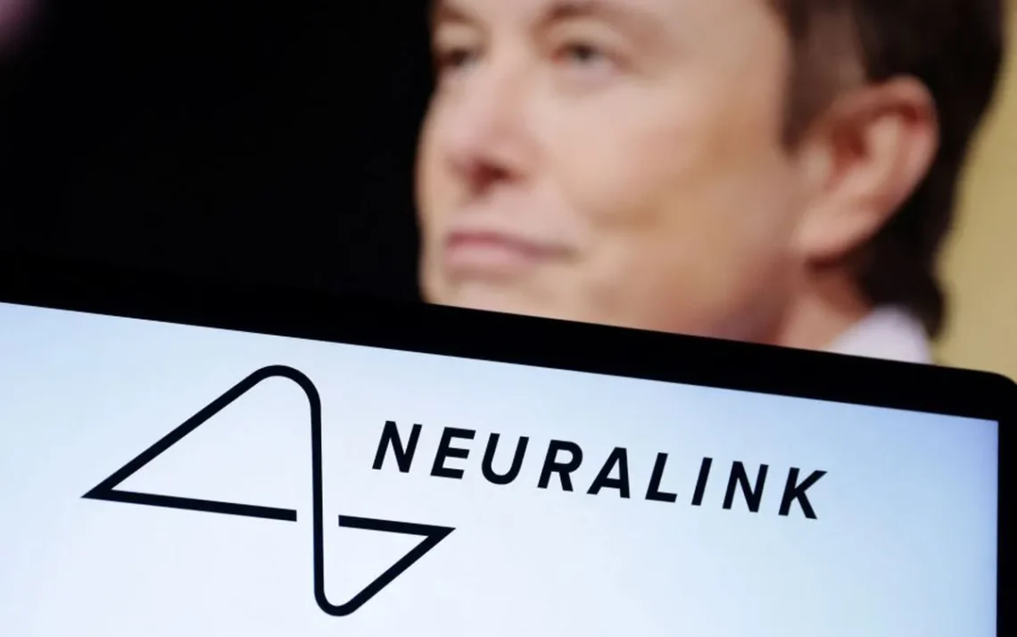 Neuralink, empresa de Elon Musk, interface cerebro-computador;