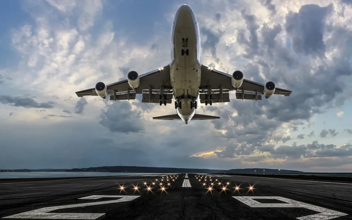 Companhias aéreas, linhas aéreas;