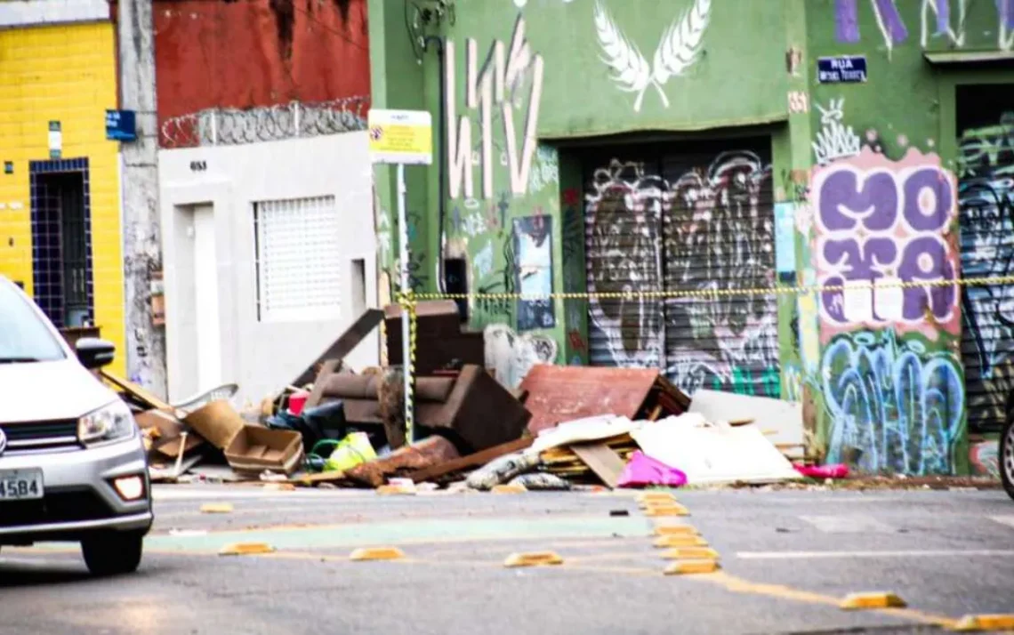 limpeza, limpeza de rua, limpeza geral, limpeza intensiva, sanitização, desinfestação, limpeza de calçadas, limpeza de rua urbana;