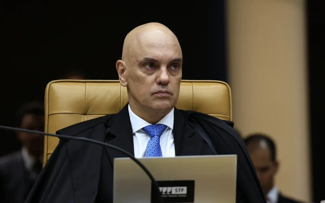 ministro, Supremo, Tribunal Federal, coronel, investigado, PL, ex-assessor, Jair Bolsonaro, liberdade, provisória, tornozeleira, eletrônica, exigência, Brasília, Vara, de Execuções, Penais, Interpol, suspeitos, condenados, atos, golpistas, 8 de janeiro, 2023, eleições, de 2022, crimes;