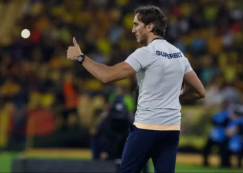 Tricolor, Três-cor-de-roda, clube, clube de futebol;