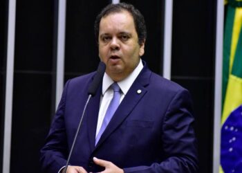 líder, do União, Brasil;