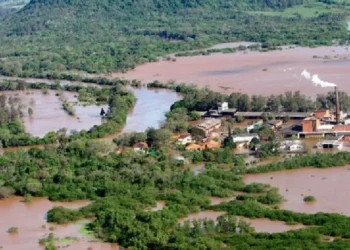 crise, ambiental, emergências, catástrofes, climáticas;