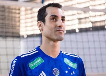 primeiro, campeão olímpico, jogador, de vôlei;