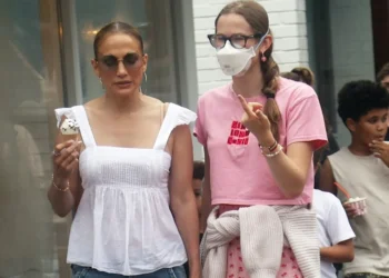 J-Lo, JLo;