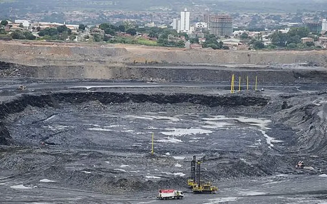 Minerais, essenciais, Recursos, estratégicos, Minerais, vitais;