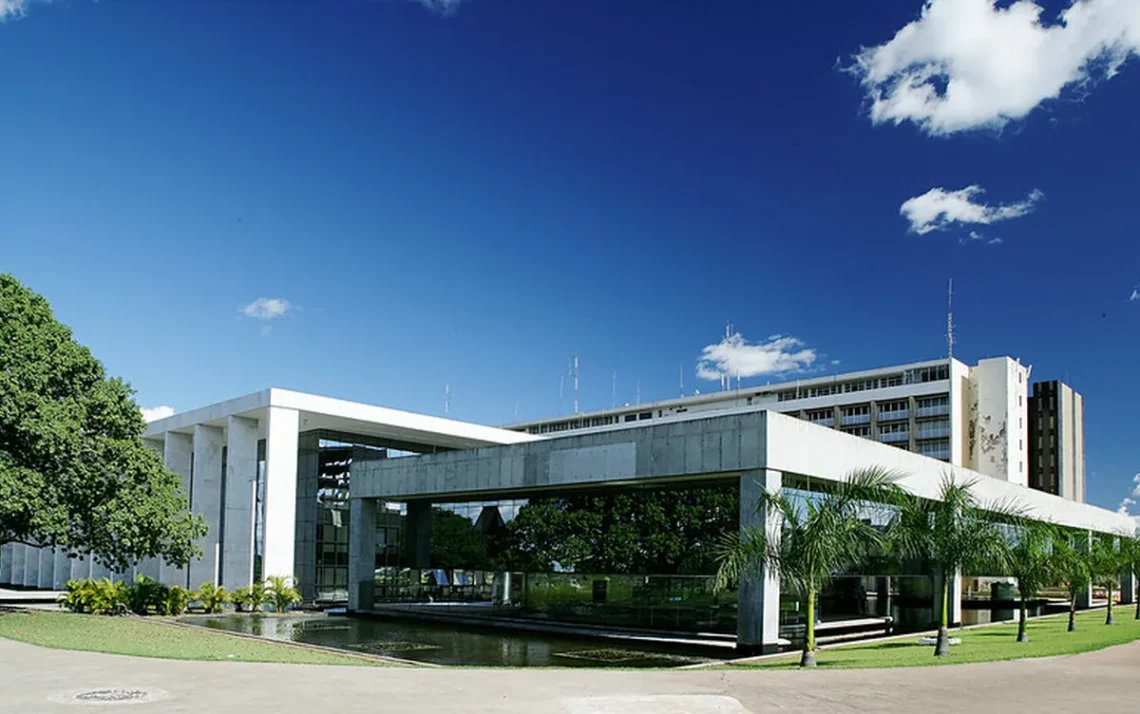 juiz, garantias, magistrado, direitos individuais;