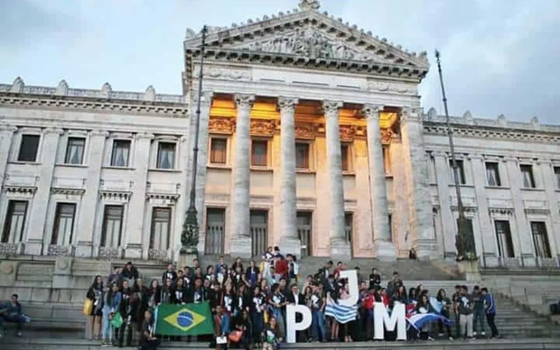 projeto, iniciativa, espaço, mobilização, protagonismo, discussões, países, bloco, ambiente, encontro, diálogo, jovens, nível, médio, escolas, públicas, países-membros, associados, blocos, oportunidades;