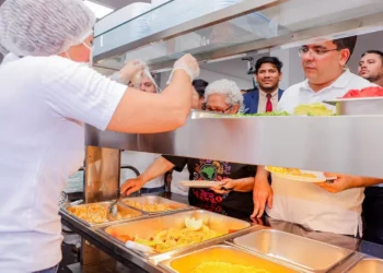 restaurante, unidades, segurança, atendimento;